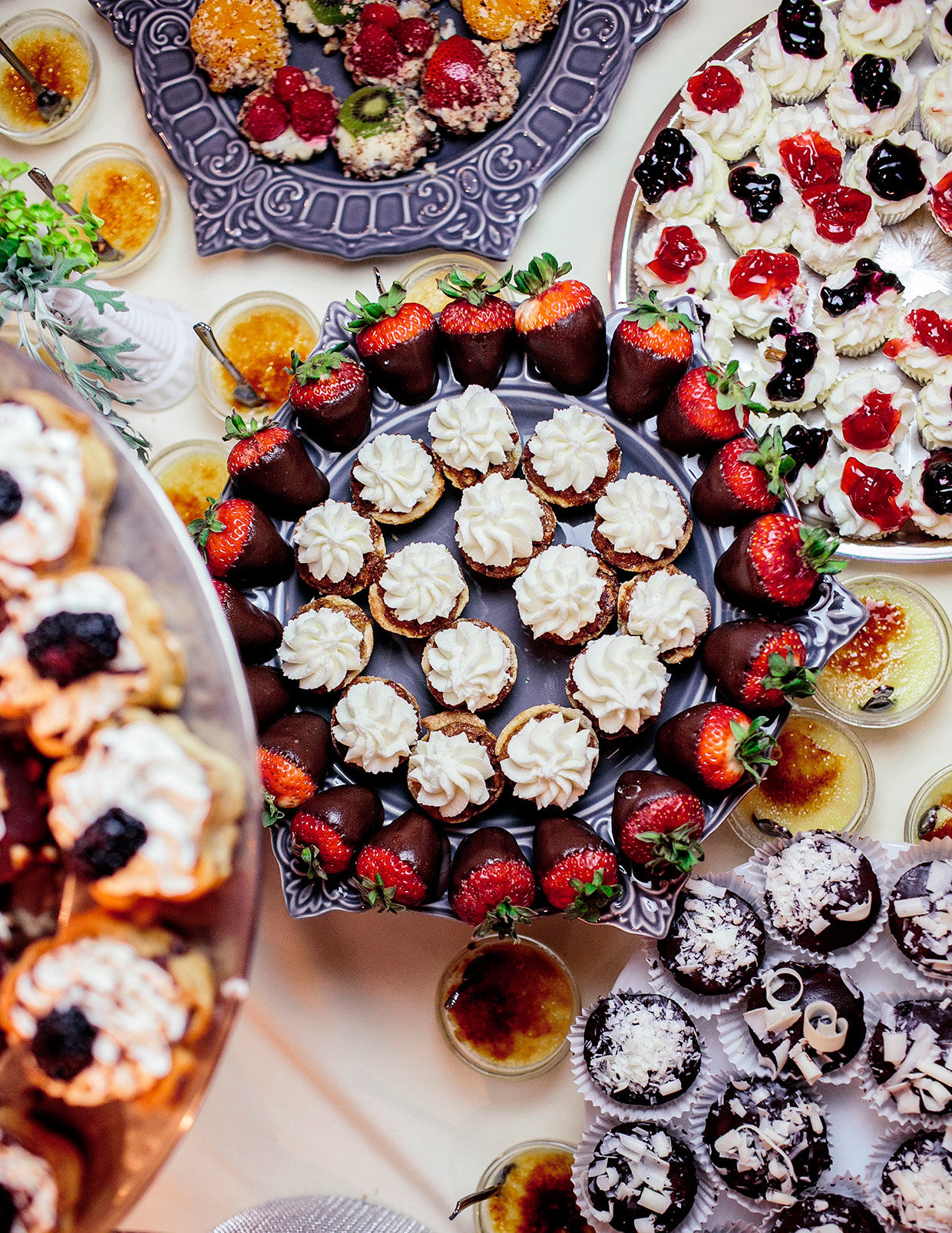 Lake Elmo Inn-Desserts